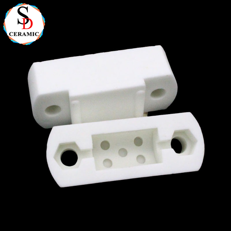 Manufacturer Custom Alumina Ceramic Block Al2o3 Insulators for Industry