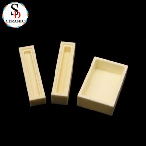 Strong Heat Resistance Al2o3 Alumina Ceramic Boat Crucible for Melting