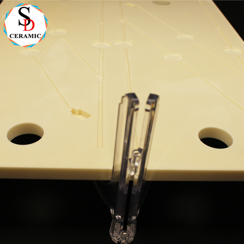 Precision Machining Large Porous 99 Al2O3 Alumina Ceramic Board