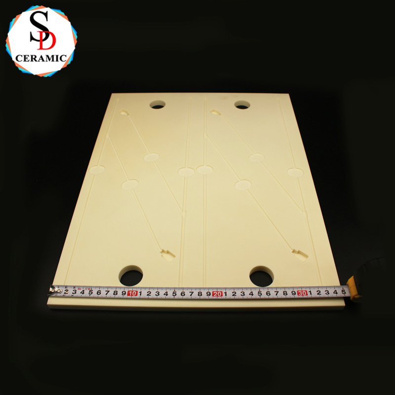 Precision Machining Large Porous 99 Al2O3 Alumina Ceramic Board